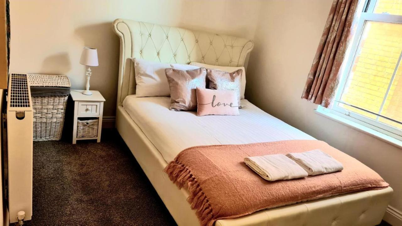 Highbridge Inn Bagian luar foto