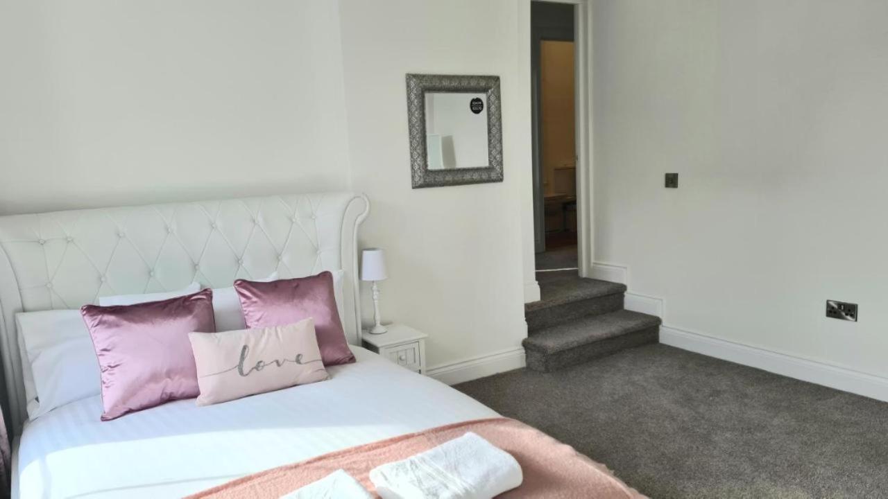 Highbridge Inn Bagian luar foto